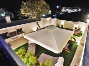 4 Elements Seaside Luxury Suites by TravelPro Services Nea Moudania Halkidiki